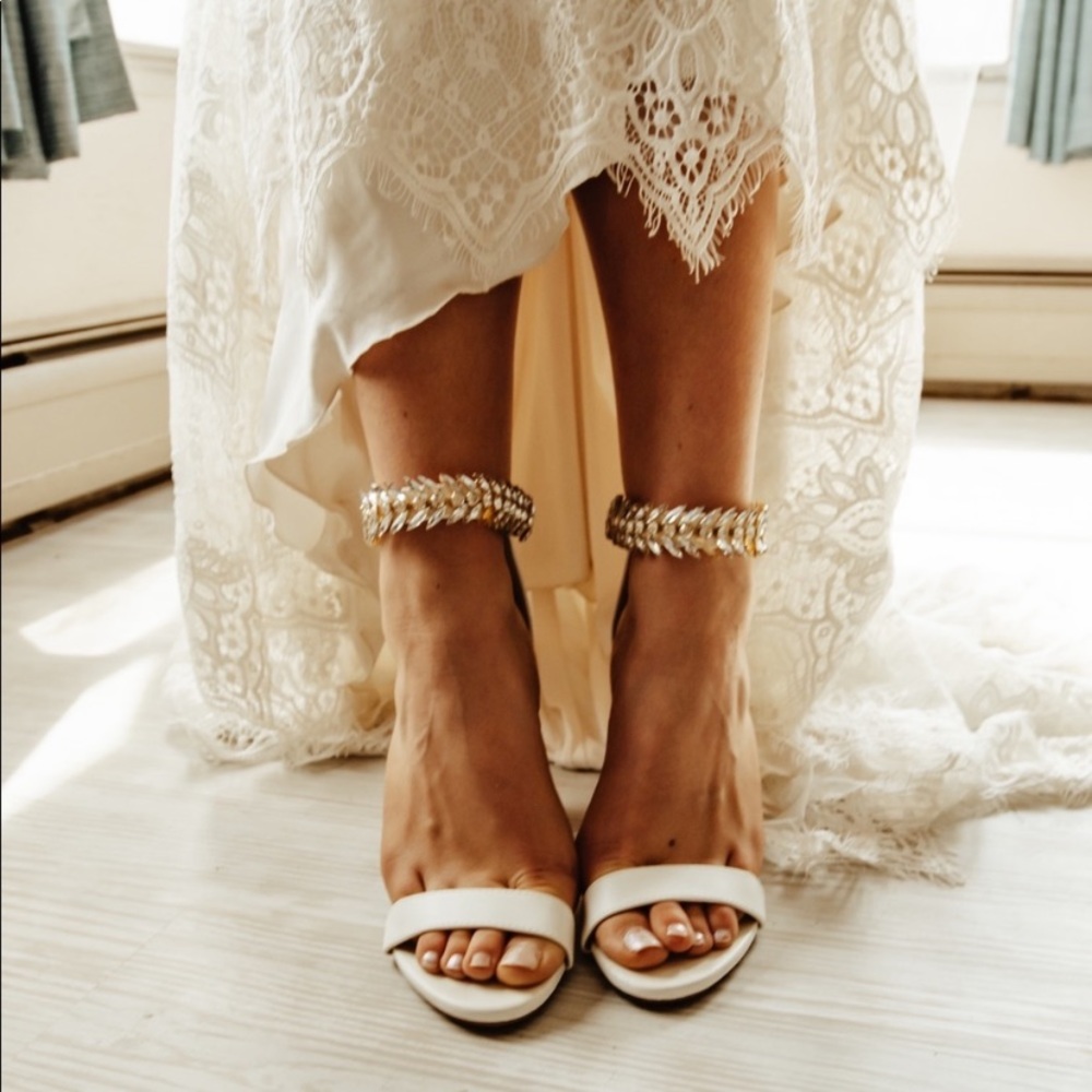 Lulu’s Sparkling Bridal Heels